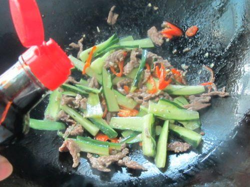 瓜爸吃牛肉吗,揭秘他的饮食习惯与美食追求